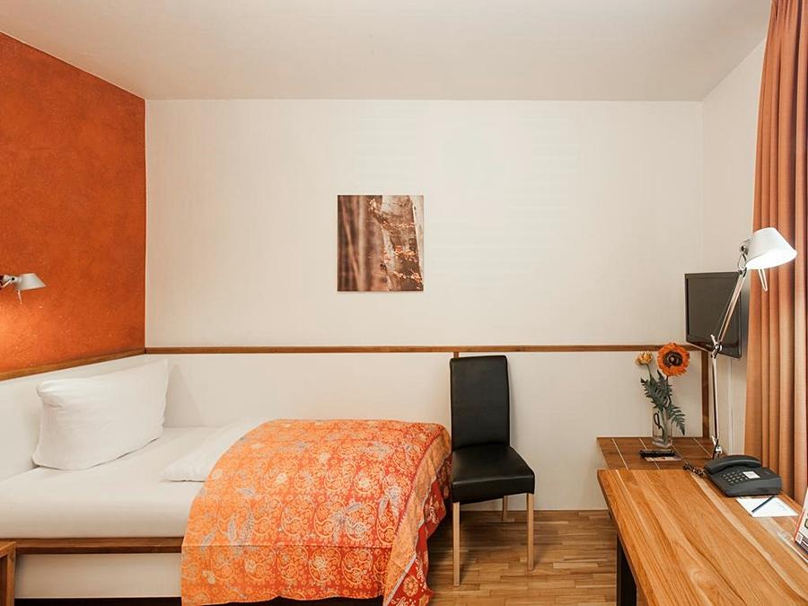 Western 3* Bremen