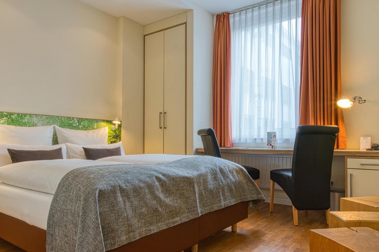 Western Hotel 3*