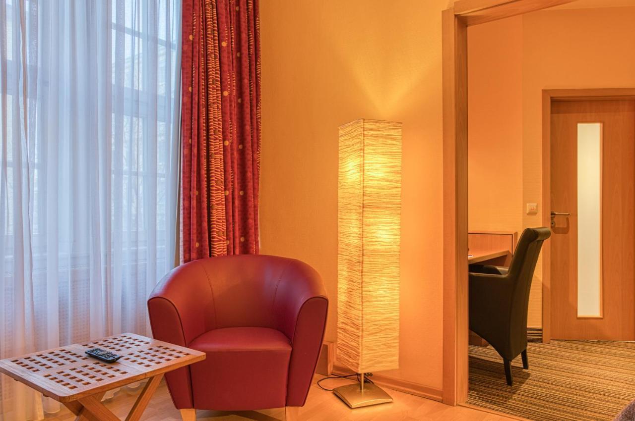 Western Hotel 3*